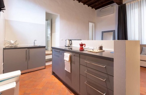 Bouvet Island Apartment | Simple & Central Stay Near Santa Maria Novella