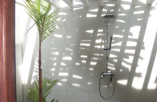 Thalaramba Villa | Simply luxury on the shore