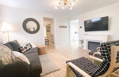 Salem House | Simply Salem Cottage