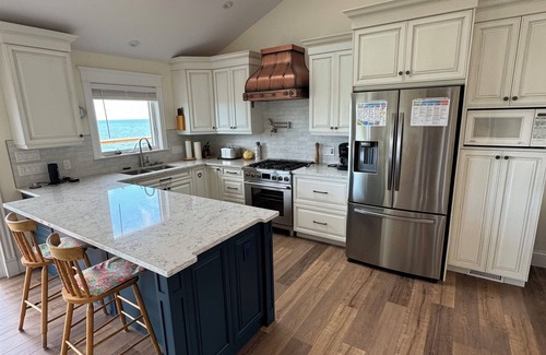 Trenton House | Sinclair Island with Water View and amazing SUNSETS