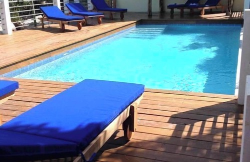 Caye Caulker House | Single Family House w/Pool/AC/Dock Free Paddleboards-sleeps 6