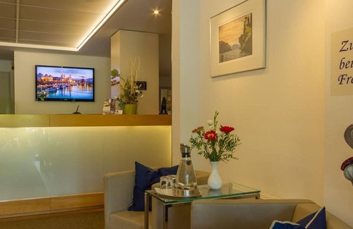 Leipziger Vorstadt House | Single room "3 = 2" - Hotel Novalis Dresden