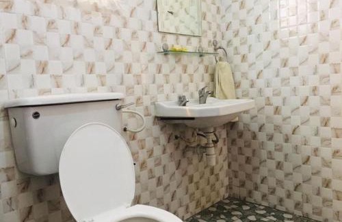 Accra House | Single Room - Ground Floor in Accra