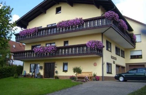 Hesselbach Cottage | Single Room - HE-Pension Am Limespfad