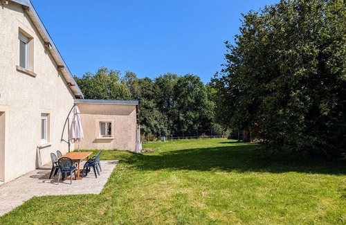 Longchamps-sur-Aire Cottage | Single-storey house with enclosed garden in Longchamps
