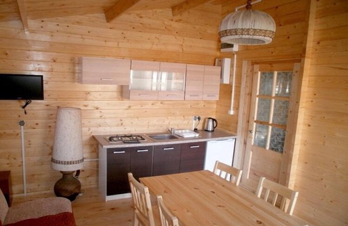 Borne Sulinowo House | Single-storey homes by the lake, Jeleń