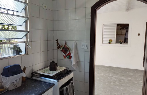 Cidade Nova Peruibe House | Single-storey house in Peruíbe, 400 meters from the beach