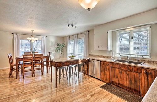 Sioux Center House | Sioux Center Split-Level Home w/Game Room!