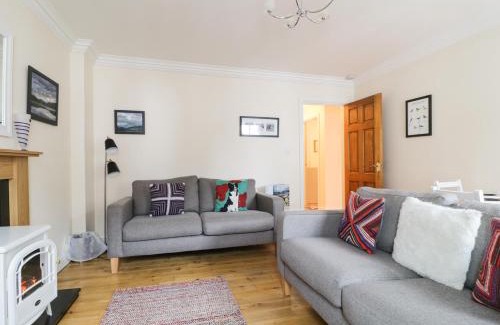 Keswick House | Siskin