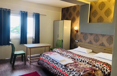 Dhanaulti Hotel | Sizzling Resort And Adventure