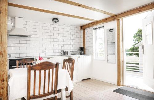 Sankt Anna House | Skärgårdslägenhet med havsutsikt i Sankt Anna! NR2