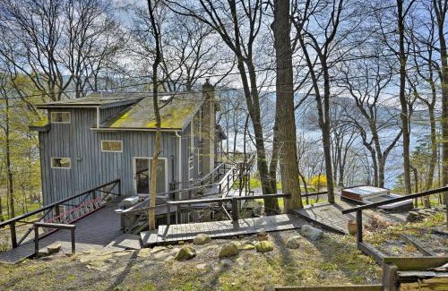Homer House | Skaneateles Lake Home Water Views and Private Beach