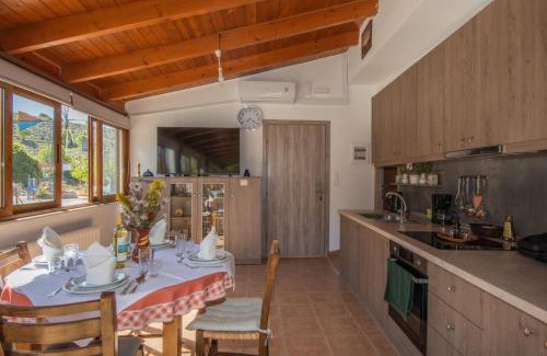 Mesa Lasithion House | Skapani's House