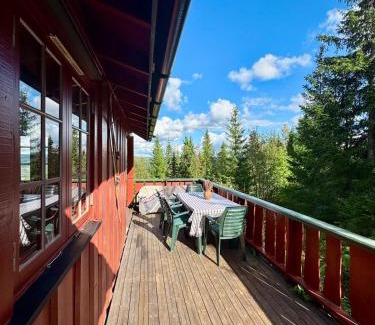 Trysil House | Ski in-out cabin Trysil sauna, fireplace and views