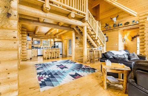 Lead House | Ski-in/ski-out lodge at Terry Peak with private hot tub, fireplaces & game room