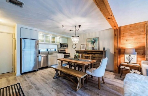 Seven Springs Condo | Ski in/Ski out Modern Chic Condominium