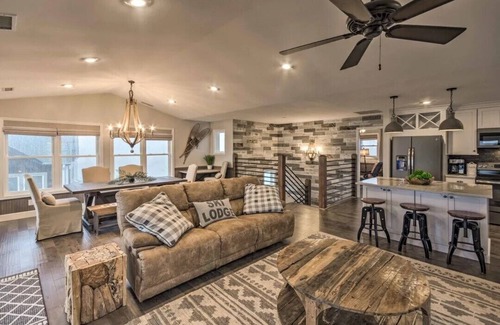 Beech Mountain House | Ski-In/Ski-Out Villa with Fireplace, Views & Easy Access