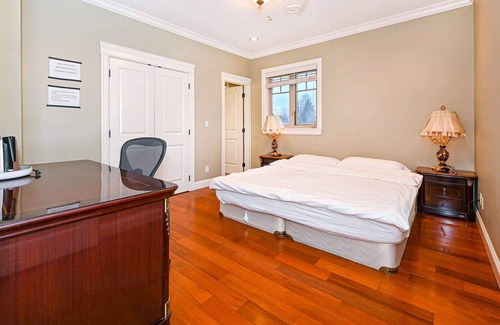 Shaughnessy House | Ski Lover's 1-bedroom Suite A in Vancouver