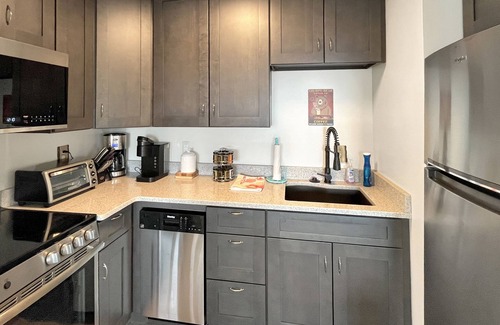 Banner Elk Condo | Skiing Gem: Pool/Hot Tub, Sauna, Fireplace, Resort Center, Tennis, Pickleball