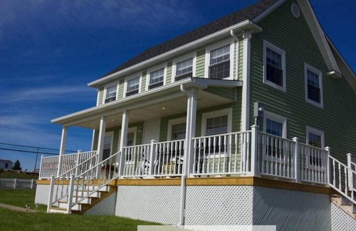 Twillingate House | Skipper Tom's Summary