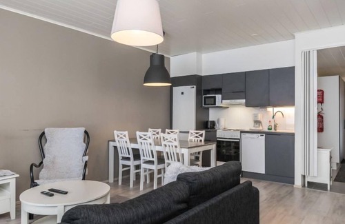 Tormanmaki House | Skivillas Paljakka 8. (3mh) by Interhome