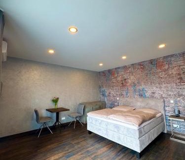 Meyenfeld Apartment | SKR Design