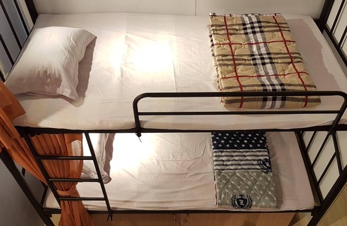 Downtown Ho Chi Minh City House | Sky House Homestay