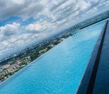 Shah Alam Apartment | Sky Pool 4 Star grade stay in i-City