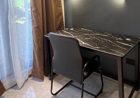Dauis House | Sky Traveller Suites