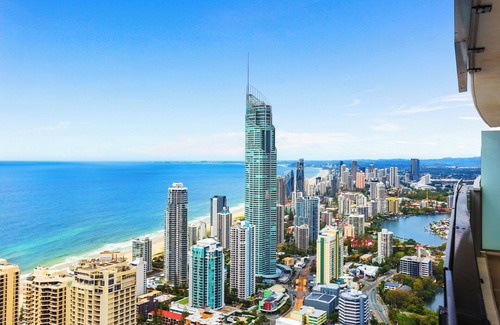 Surfers Paradise Apartment | SkyHome 2562 - 3 bedrooms Level 56