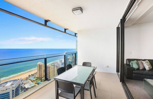 Surfers Paradise Apartment | SkyHome 2562 - 3 bedrooms Level 56