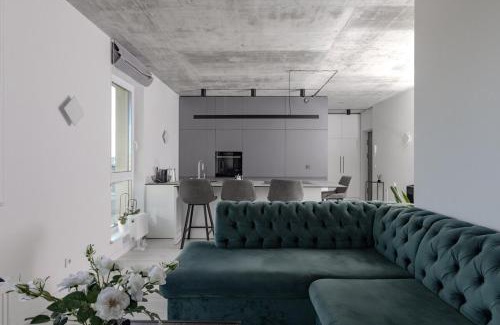 Snipiskes Apartment | Skyline 1 BD Apartment by Domvia