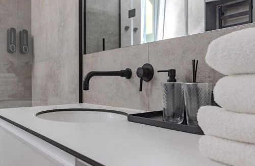 Snipiskes Apartment | Skyline 1 BD Apartment by Domvia