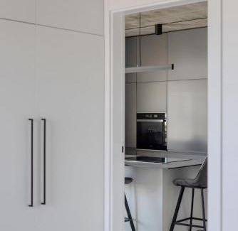 Snipiskes Apartment | Skyline 1 BD Apartment by Domvia
