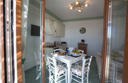Praiano House | SKYLINE - BEST VIEW AND RELAXING PLACE by Sosòre Holiday Homes
