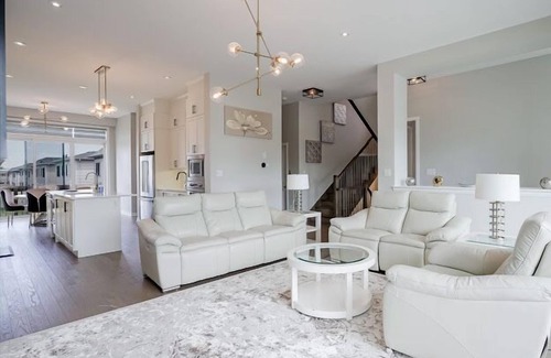 Bowmanville House | Skyline Serenity 4000+ SqFt of Luxury with Rooftop Terrace | Elevator &Lake View
