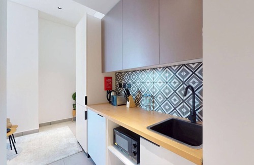 Jumeirah Village Triangle Apartment | Skyline Views: Sunset One Bedroom