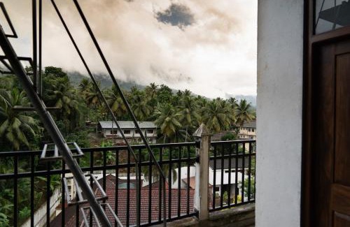 Balangoda House | Skyview Hotel Pelmadulla