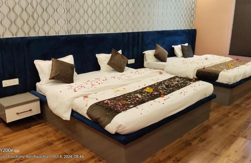 Bari Hotel | Skyzza Banquet and Restaurant