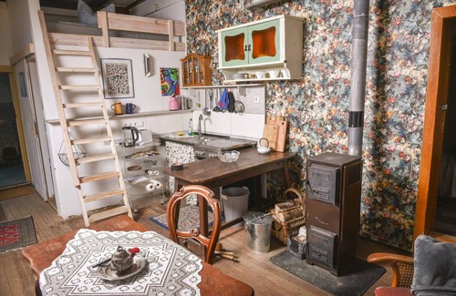 Hildburghausen Apartment | Sleep like in a fairy tale - groups of up to 10 people at Weitersroda Castle