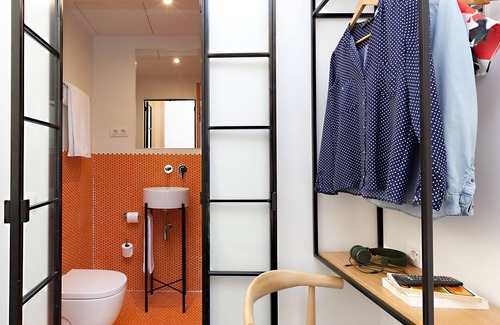 Golden Triangle of Art Hostel | SLEEP’N Atocha – B Corp Certified