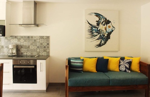 Zama Condo | Sleeps 5. Rooftop infinity pool, 2 bed, 2.5 baths, 2nd floor