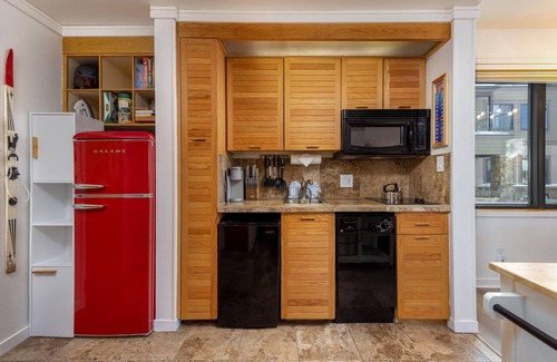 Mountain House Condo | Slopeside #2772