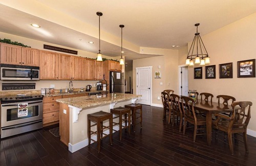 Silvercreek Condo | Slopeside Delight - Beautiful Ground Floor Ski-in/out - 3bd/3ba Condo at Granby Ranch
