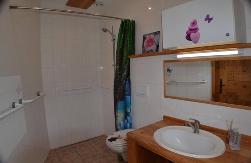 Roquefort-les-Cascades Ski Chalet | Small 18m2 chalet just a stone's throw from the waterfalls, in a relaxing location!