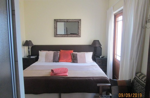 Modimolle Cottage | Small Guest Flat in Koro Creek Golf Estate