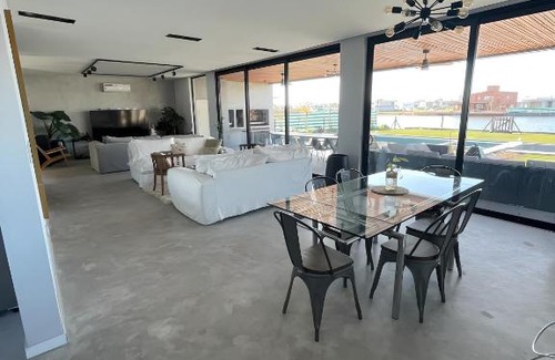 Guillermo Hudson House | Small villa near Buenos Aires