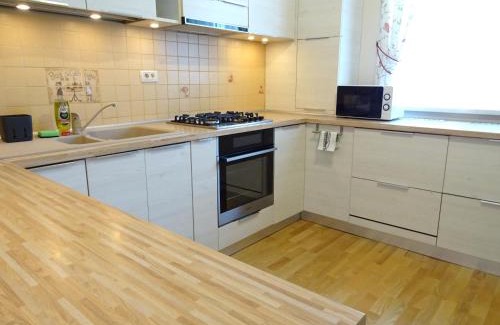 Piatra Neamt Apartment | Smart Apartament Tei