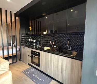 Westlands Apartment | Smart Home Stays, Luxe Serviced Studio at Escada Westlands, Pool, Gym, Fast Wi-Fi and Rooftop Views