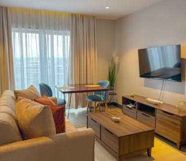 Westlands Apartment | Smart Home Stays, Luxe Serviced Studio at Escada Westlands, Pool, Gym, Fast Wi-Fi and Rooftop Views